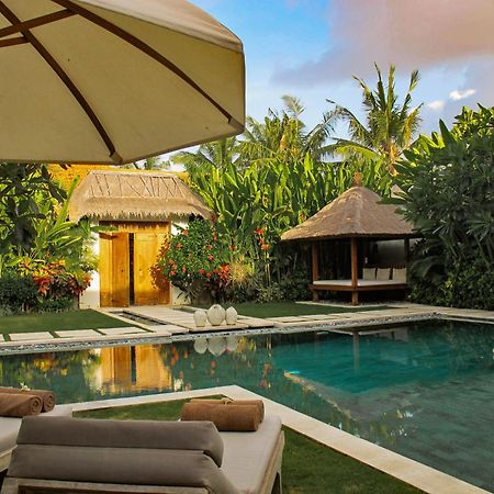 Nyaman Villas Seminyak Exterior foto