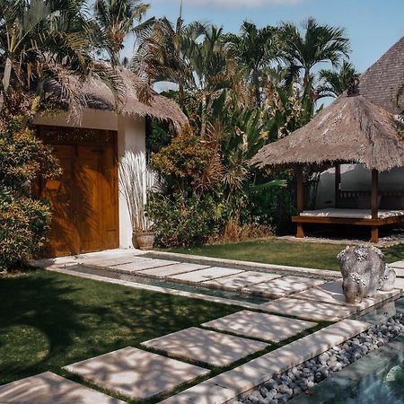 Nyaman Villas Seminyak Exterior foto