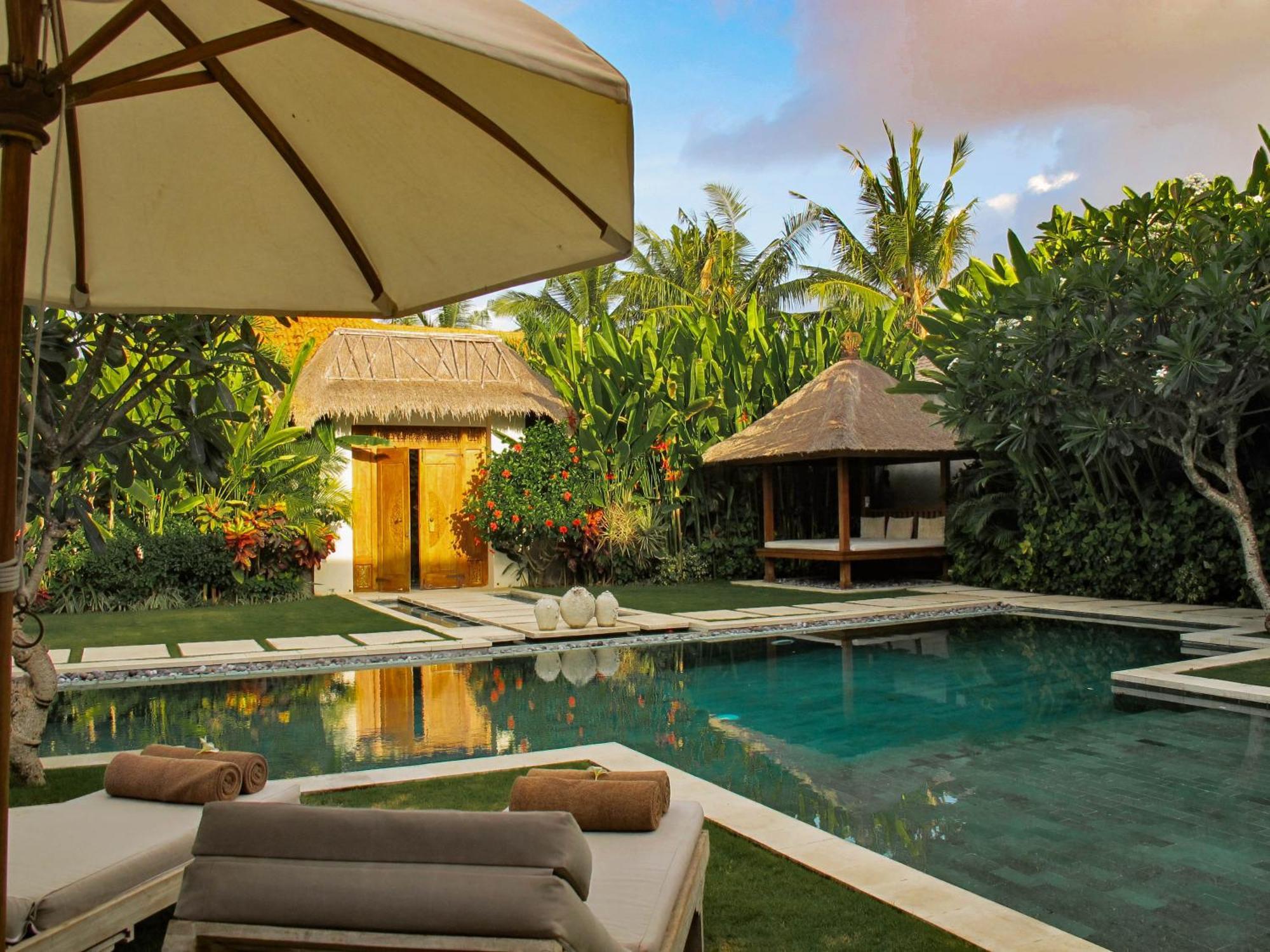 Nyaman Villas Seminyak Exterior foto