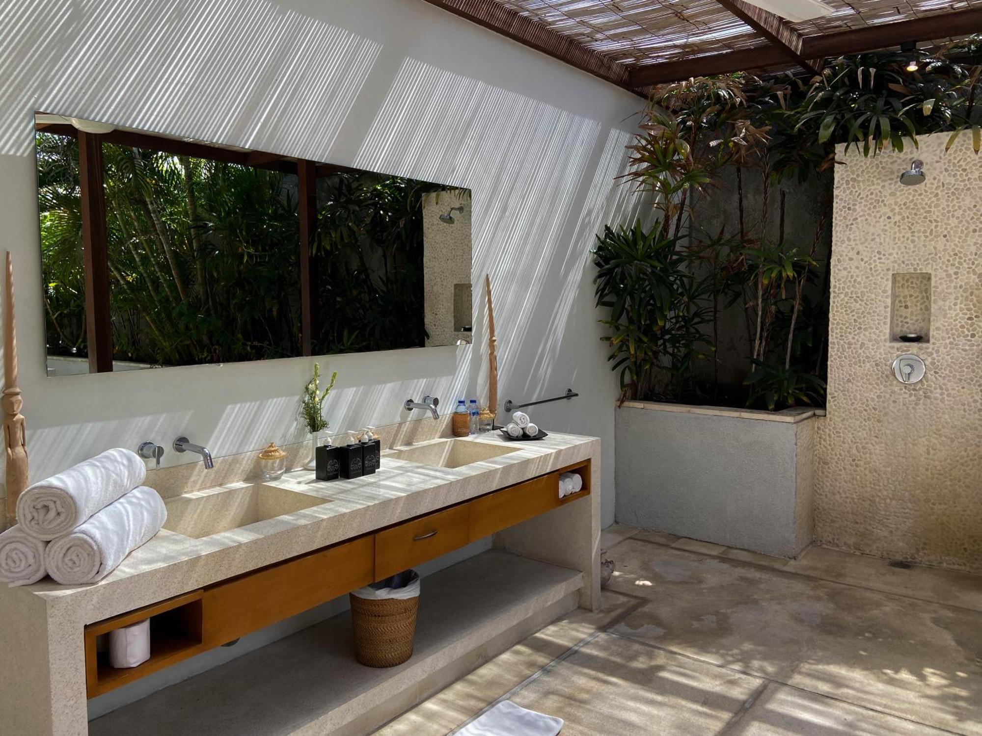 Nyaman Villas Seminyak Exterior foto