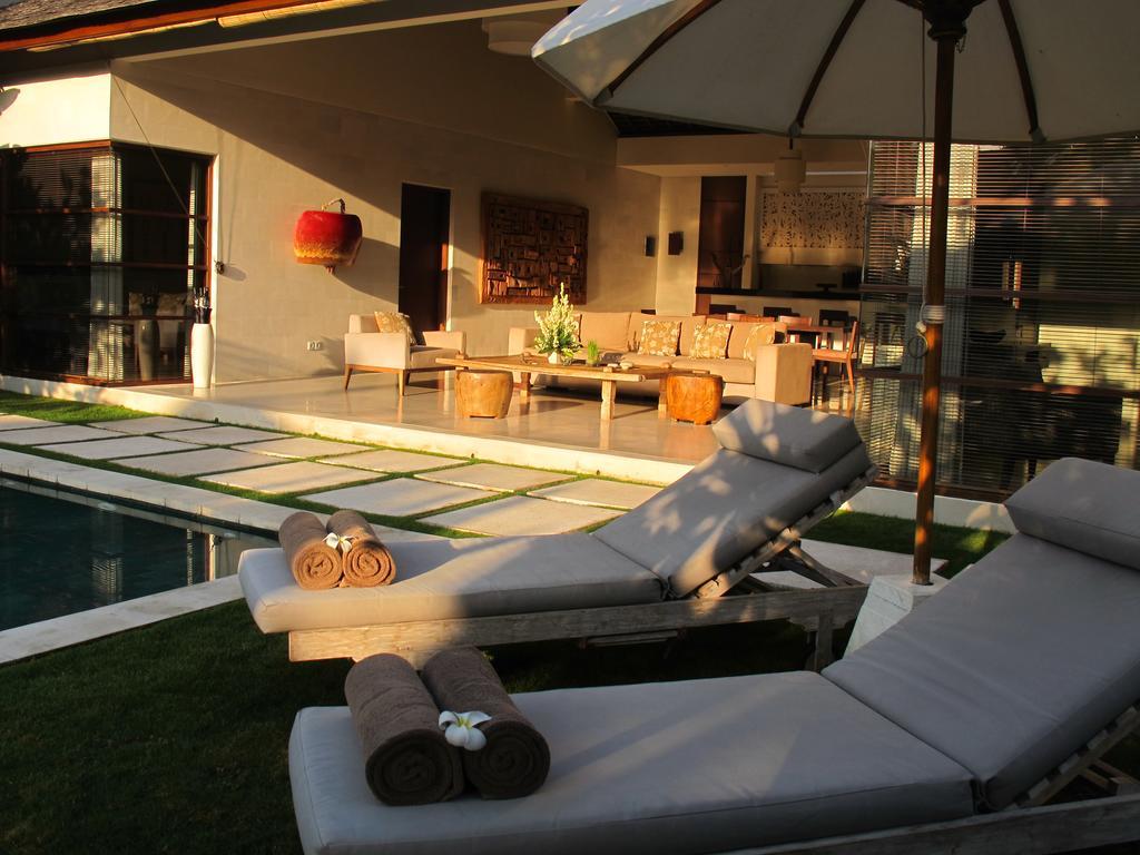 Nyaman Villas Seminyak Exterior foto
