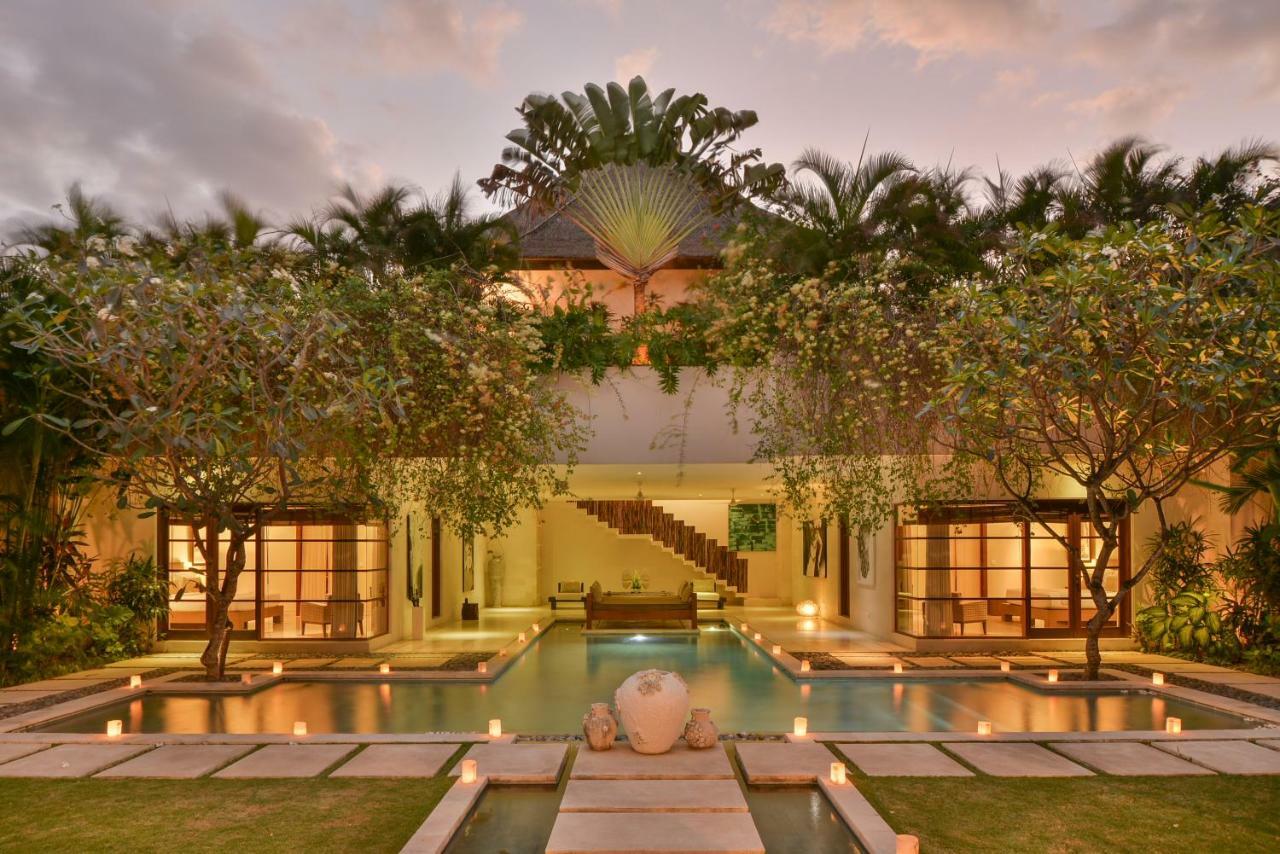 Nyaman Villas Seminyak Exterior foto
